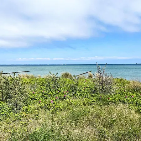 Strandnahe Auf Der Insel Ruegen By Interhome
